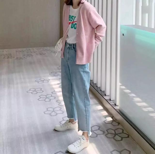 鞠婧祎最新全身照惊艳亮相，小红书热推，美出新高度！